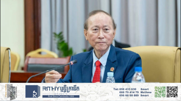 មហាសេដ្ឋី ពុង ឃាវសែ បើកផ្លូវឲ្យក្រុមវិនិយោគិនចិន ជួប CDC ស្វែងរកការបណ្តាក់ទុនវិនិយោគនៅកម្ពុជា