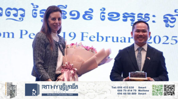 ទូតអ៉ីស្រាអែល សម្រេចតែងតាំង CEO ក្រុមហ៊ុនវិរៈ ប៊ុនថាំអេចប្រេស ជាកុងស៊ុលកិត្តិយសអ៉ីស្រាអែលប្រចាំកម្ពុជា