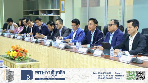 អ្នកឧកញ៉ា លឹម ហេង អំពាវនាវដល់អ្នករកស៊ីដែលជួបបញ្ហាជាមួយអាជ្ញាធរ សូមមករកសភាពាណិជ្ជកម្មកម្ពុជា