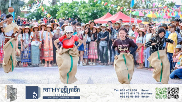 IMG_2812 ពិធីបុណ្យចូលខ្មែរ ៣ថ្ងៃ ភ្ញៀវទេសចរ និងប្រជាពលរដ្ឋ ធ្វើដំណើរកម្សាន្តទូទាំងប្រទេស មានចំនួនជាង ២៣លាននាក់