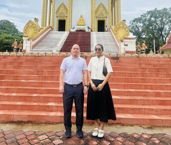 ឧកញ៉ា អាន ឌីណា សមាជិកសមាគមឧកញ៉ាកម្ពុជា និងលោកជំទាវ ចូលរួមបរិច្ចាគ ២.២២២ដុល្លារ ក្នុងឱកាសខួបទី១៦២ទិវាពិភពលោកកាកបាទក្រហមនិងអឌ្ឍចន្ទក្រហម៨ឧសភាឆ្នាំ២០២៥