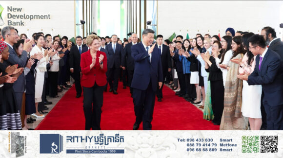 លោក Xi ជំរុញអភិវឌ្ឍន៍ AI និងឱកាសឈានមុខរបស់ចិនក្នុងសកលលោកខាងត្បូង ចំពេលមានសង្រ្គាមពាណិជ្ជកម្មអាមេរិក