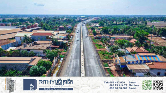 គម្រោងពង្រីកនិងលើកកម្ពស់កម្រិតផ្លូវជាតិលេខ៧ជា៤គន្លងស្គន់-កំពង់ចាមសម្រេចបាន ៥៦%ហើយ