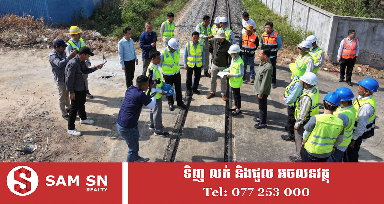 100 ក្រសួងសាធារណការ បញ្ចប់ការដំឡើងផ្លាកសញ្ញាចរាចរណ៍ផ្លូវដែក ២ខ្សែ ជិត ១ពាន់ទីតាំង